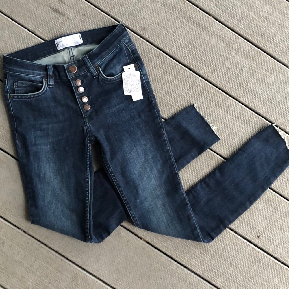 Free People skinny jeans 24